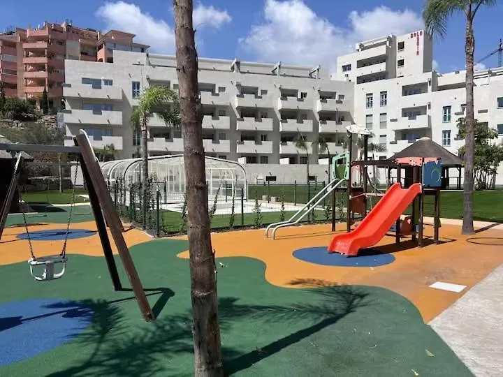 Apartamento Triplex Con Vistas Al Mar Junto Al Campo De Golf De Calanova MIJAS COSTA