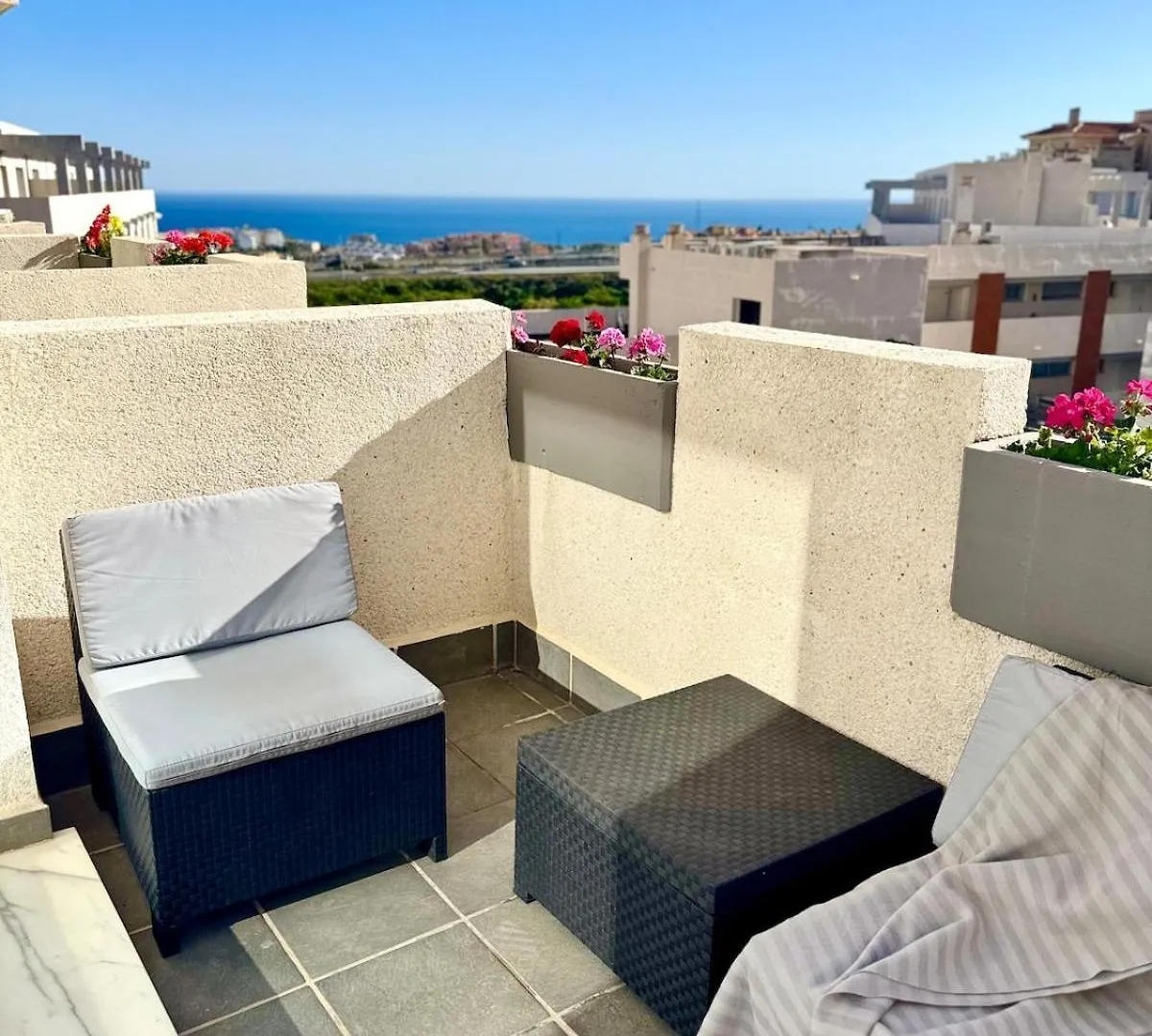 Apartamento Triplex Con Vistas Al Mar Junto Al Campo De Golf De Calanova MIJAS COSTA España